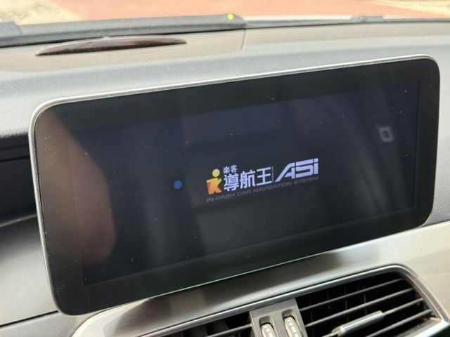 Mercedes-Benz/賓士 C300  第17張相片