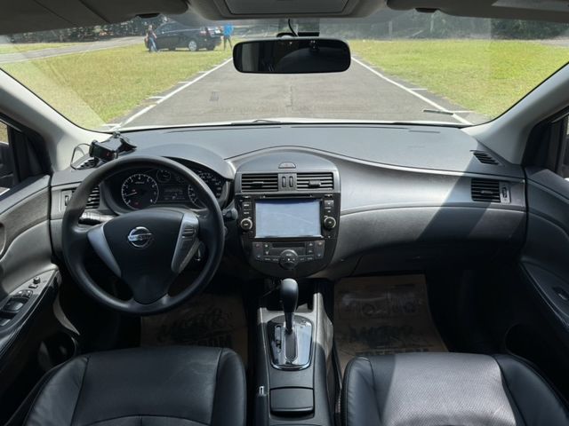 Nissan Tiida  第5張相片