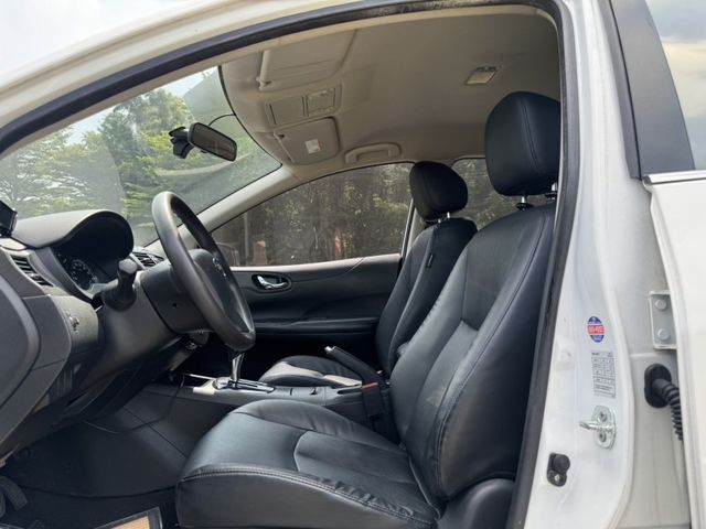 Nissan Tiida  第7張相片