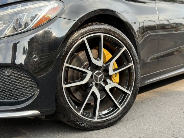 2017年 Mercedes-Benz C300 4MATIC  第5張相片