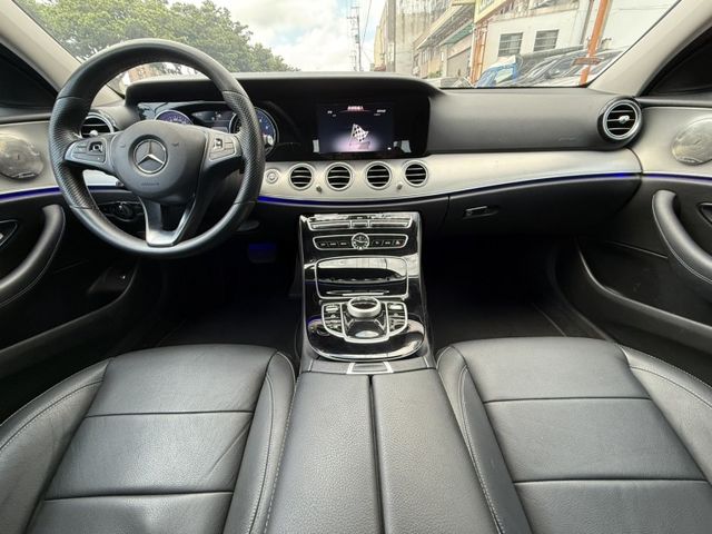 Mercedes-Benz/賓士 E-CLASS  第12張相片