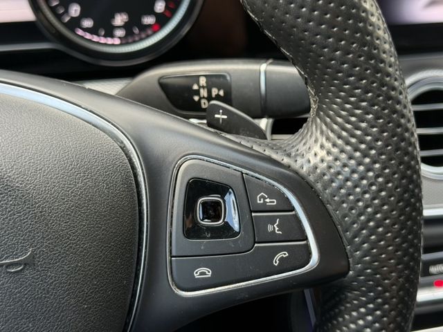 Mercedes-Benz/賓士 E-CLASS  第15張相片