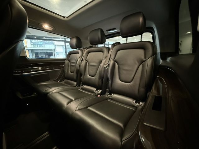 2017年 BENZ V250d AVANTGARDE  第17張相片