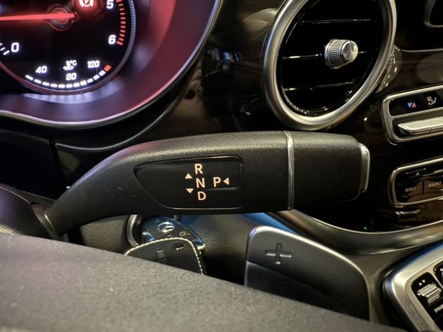 2017年 BENZ V250d AVANTGARDE  第31張相片