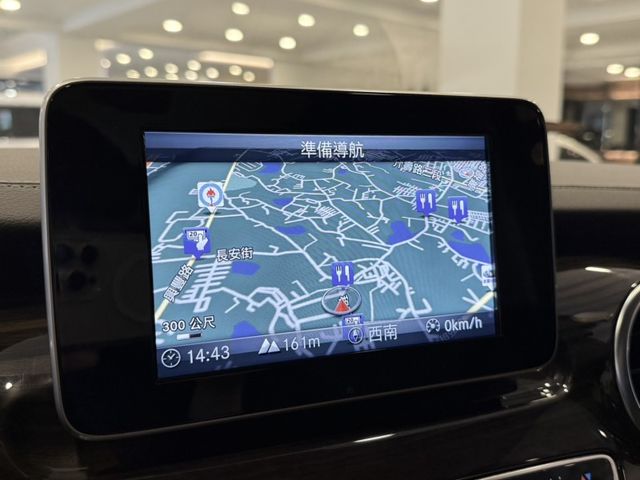 2017年 BENZ V250d AVANTGARDE  第35張相片