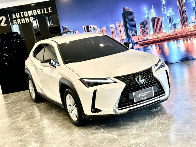 Lexus UX  第6張相片