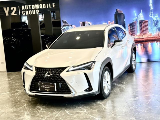 Lexus UX  第9張相片