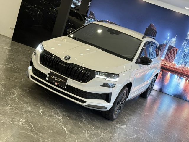 2023年SKODA KAROQ 新玉山版 TSI 1.5 白  第7張相片