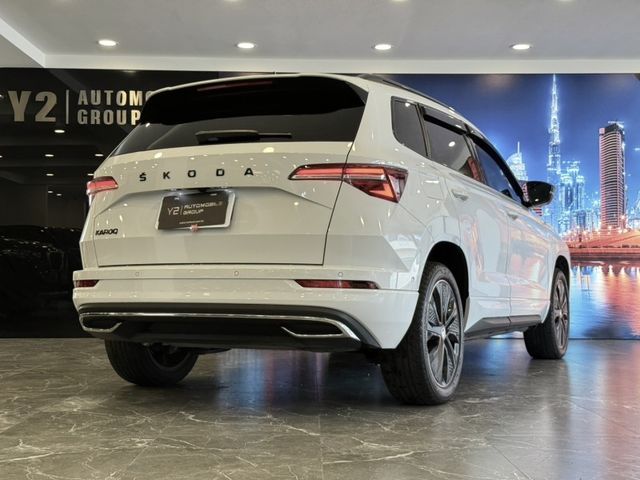 2023年SKODA KAROQ 新玉山版 TSI 1.5 白  第10張相片