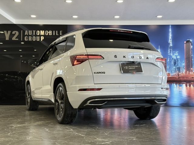 2023年SKODA KAROQ 新玉山版 TSI 1.5 白  第12張相片