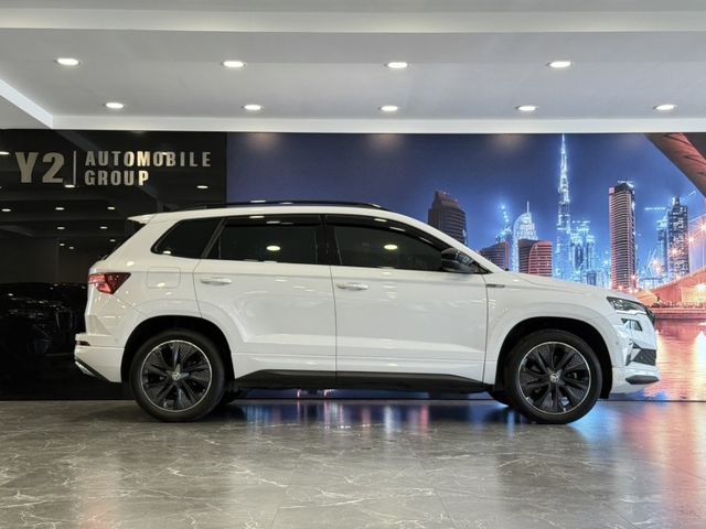 2023年SKODA KAROQ 新玉山版 TSI 1.5 白  第14張相片