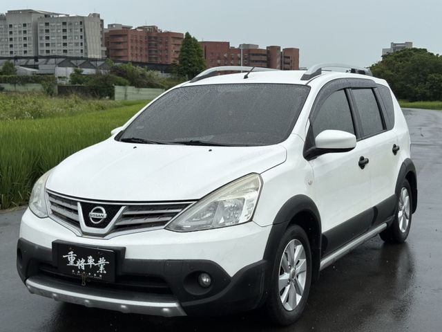 2016 Nissan Livina 豪華版  第2張相片