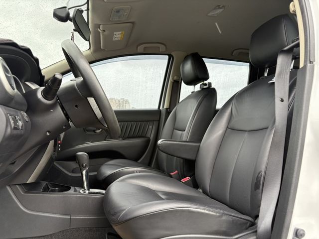 2016 Nissan Livina 豪華版  第7張相片