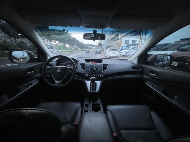 Honda CR-V  第12張相片