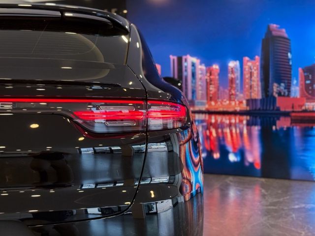 Porsche保時捷 Cayenne   第2張相片