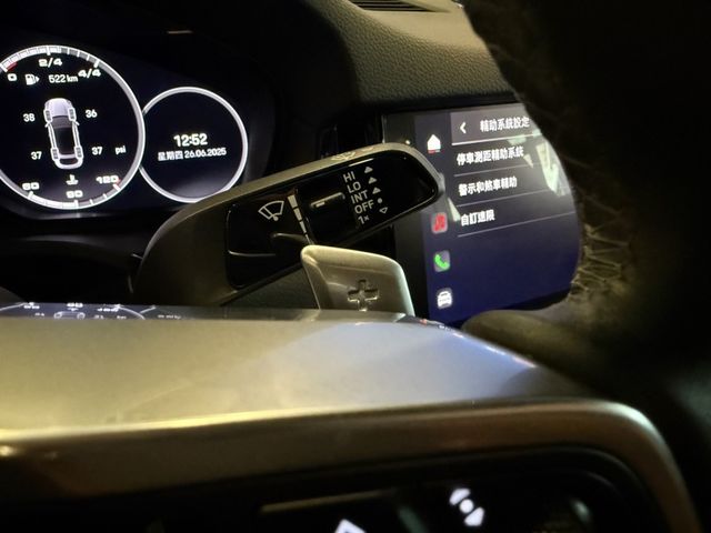 Porsche保時捷 Cayenne   第18張相片