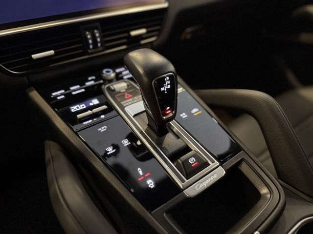 Porsche保時捷 Cayenne   第19張相片