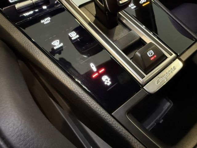 Porsche保時捷 Cayenne   第22張相片