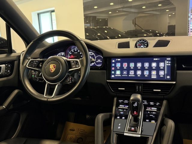 Porsche保時捷 Cayenne   第33張相片