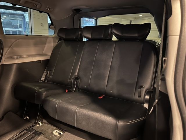 Toyota Sienna  第23張相片