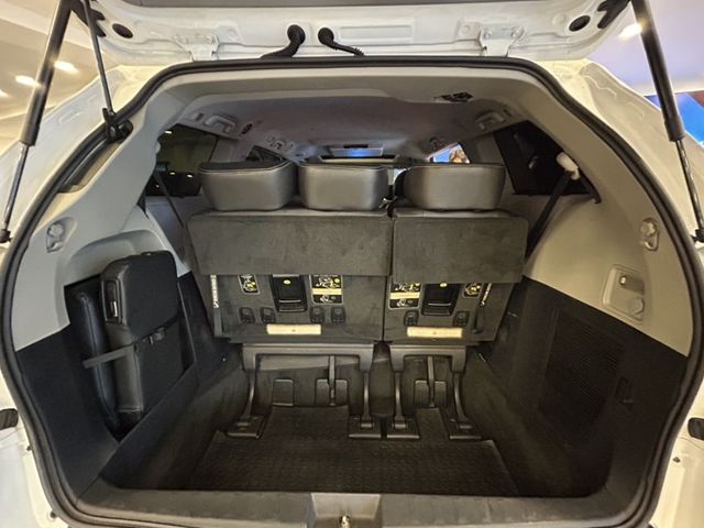 Toyota Sienna  第40張相片