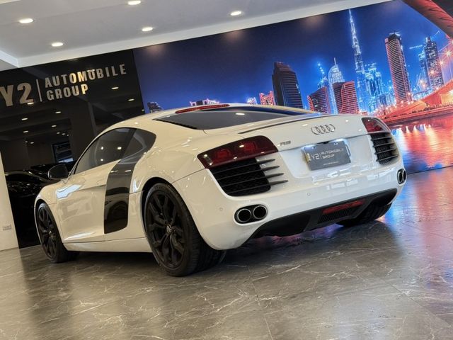 Audi R8  第25張相片