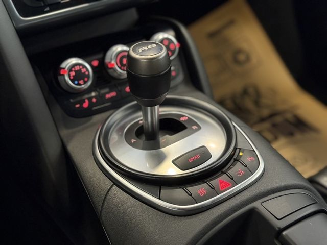 Audi R8  第37張相片