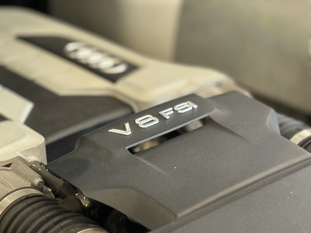 Audi R8  第48張相片