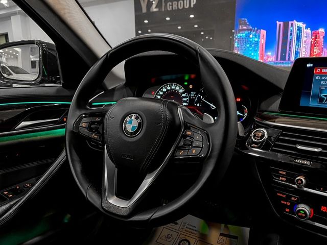 BMW/ 寶馬 520i Luxury  第30張相片