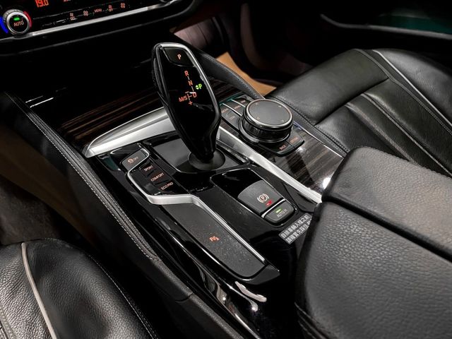 BMW/ 寶馬 520i Luxury  第33張相片