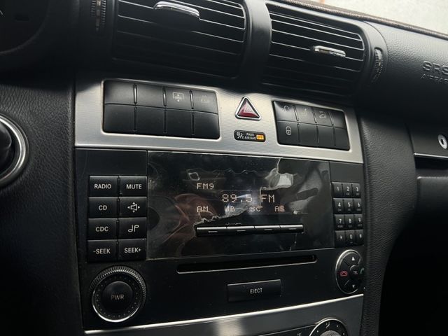 Mercedes-Benz/賓士 C-CLASS  第15張相片