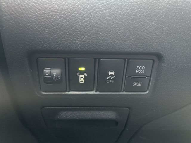 Toyota Yaris  第13張相片