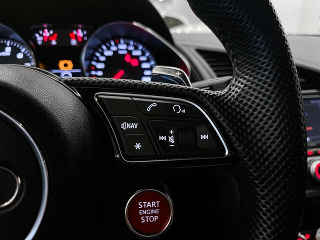 Audi R8  第31張相片