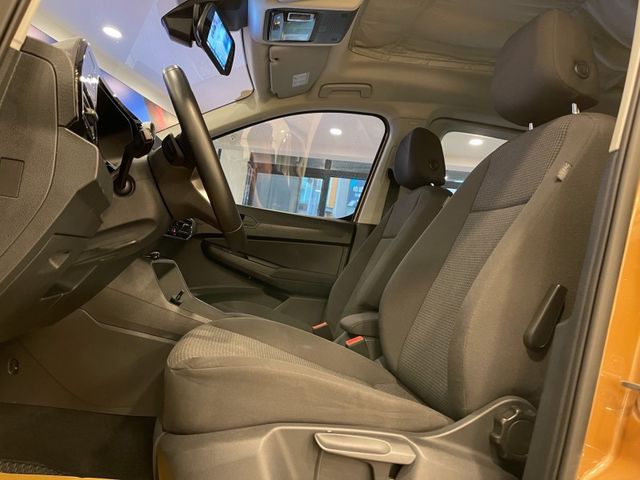 Volkswagen 福斯 Caddy  第16張相片