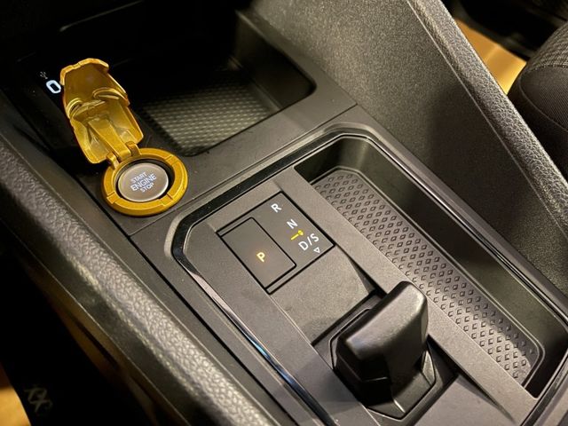 Volkswagen 福斯 Caddy  第31張相片