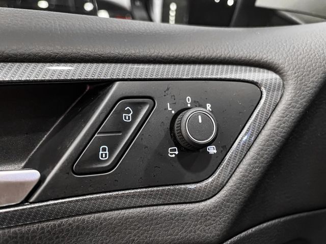 Volkswagen 福斯 Golf  第25張相片