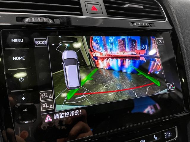 Volkswagen 福斯 Golf  第44張相片