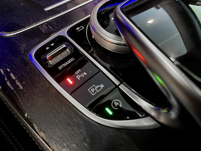 Mercedes-Benz/賓士 E-CLASS  第28張相片