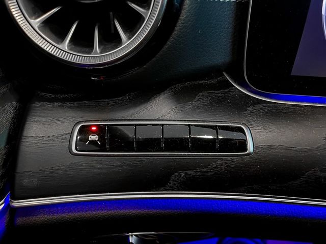 Mercedes-Benz/賓士 E-CLASS  第33張相片