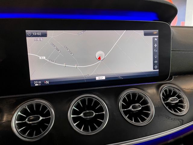 Mercedes-Benz/賓士 E-CLASS  第35張相片