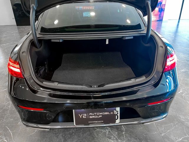 Mercedes-Benz/賓士 E-CLASS  第40張相片