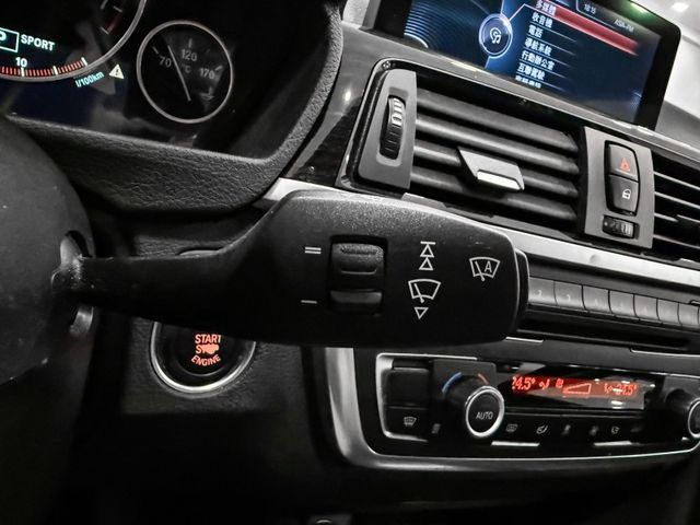 BMW/ 寶馬 328i  第24張相片