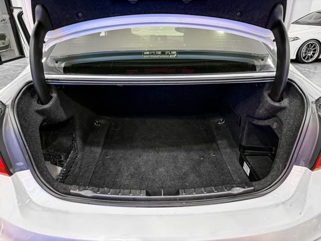 BMW/ 寶馬 328i  第31張相片