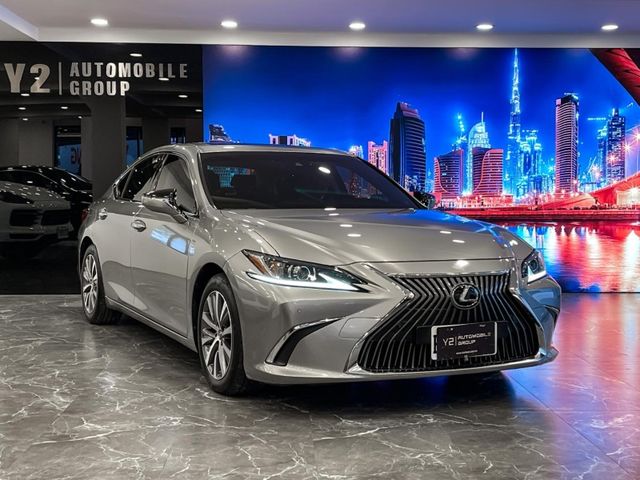 Lexus ES  第2張相片