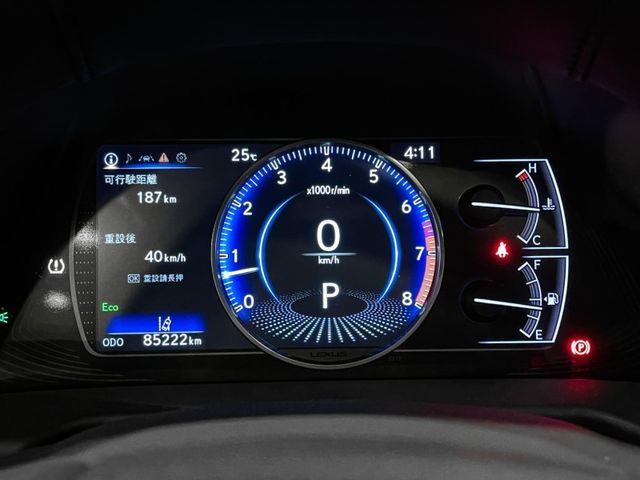 Lexus ES  第21張相片