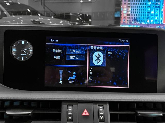 Lexus ES  第23張相片