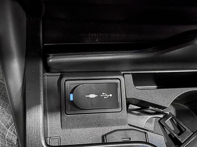 Lexus ES  第27張相片