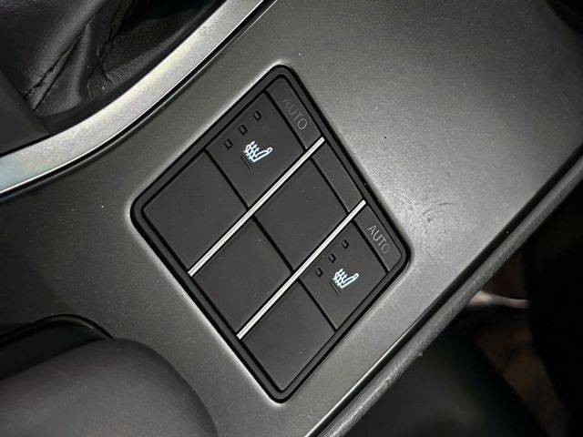 Lexus UX  第25張相片