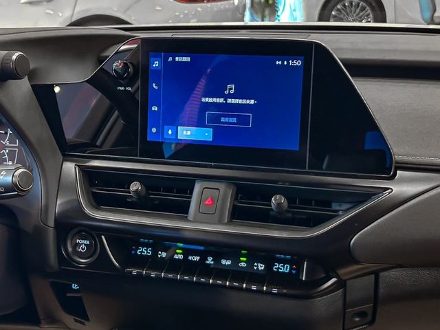 Lexus UX  第26張相片