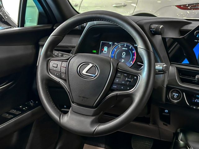 Lexus UX  第35張相片